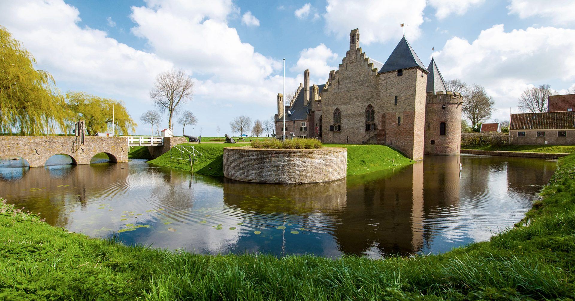 Volg de valkenier en word geridderd op Kasteel Radboud