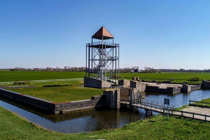 Volg de valkenier en word geridderd op de Ruïne van Nuwendoorn